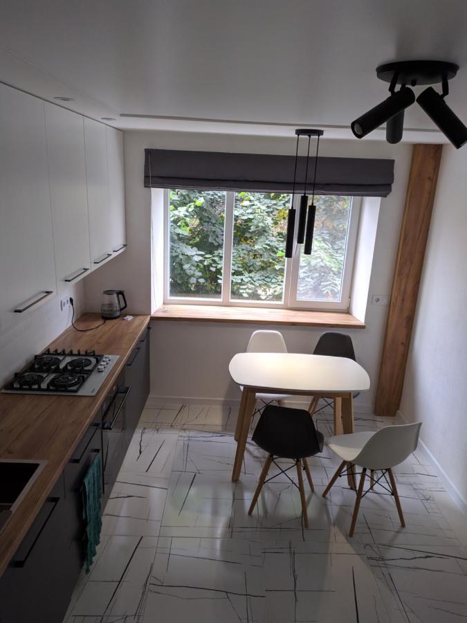 Cozy 75 apart in Center - 2х комнатная квартира в Центре Кропивницкого Кропивницкий Экстерьер фото